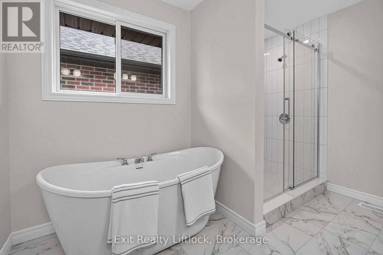 727 Latimer Way Property Photo 22
