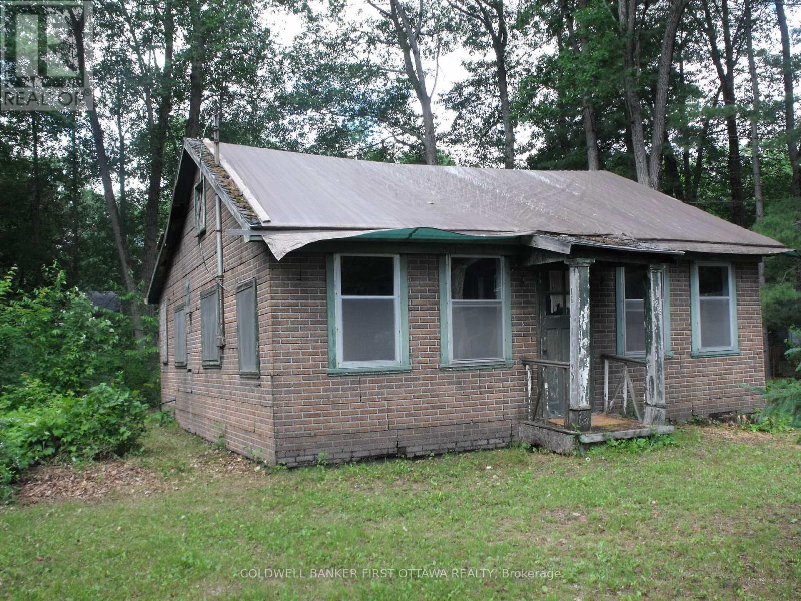 123 Bayview Drive Property Photo 4