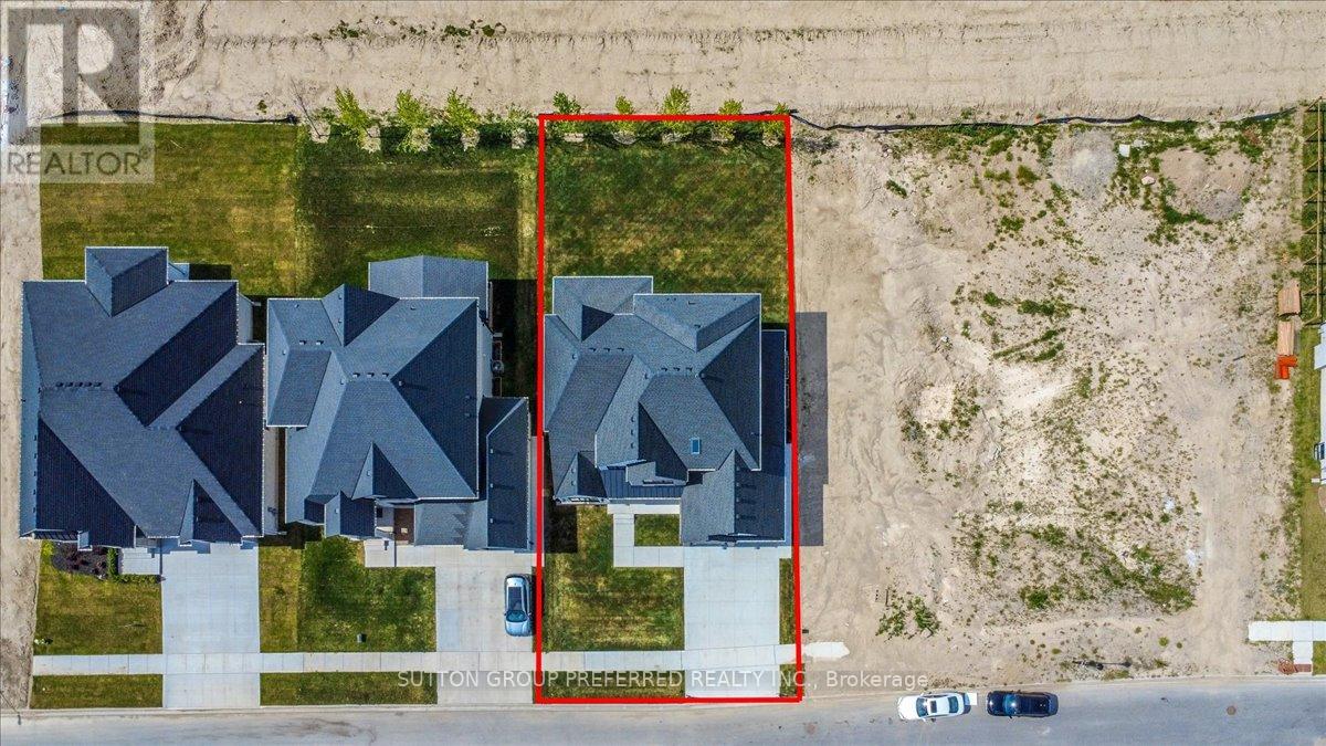 852 Eagletrace Drive Property Photo 4