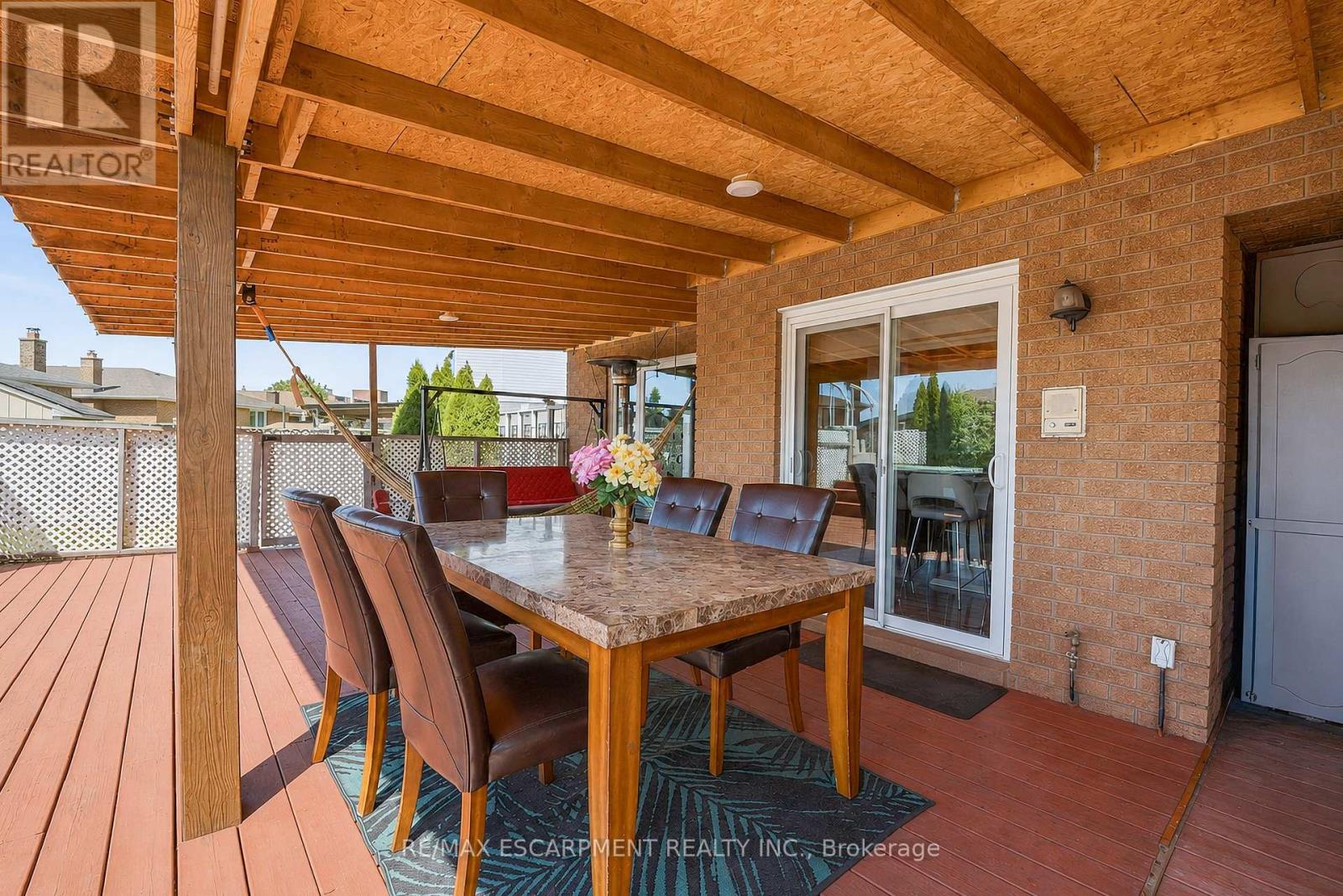 15 Talia Court Property Photo 27