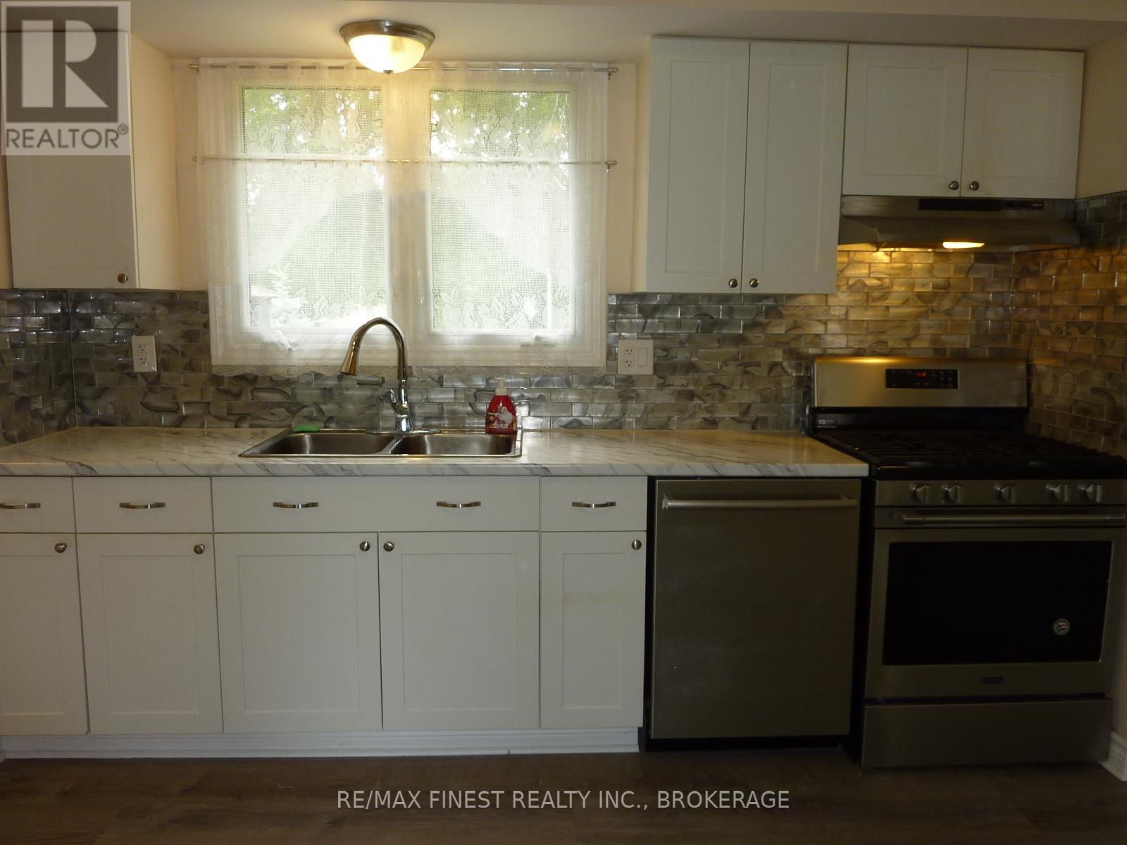 3318 Shea Road Property Photo 9