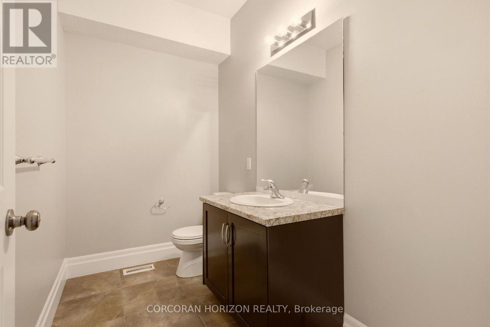 14 - 1180 Countrystone Drive Property Photo 8