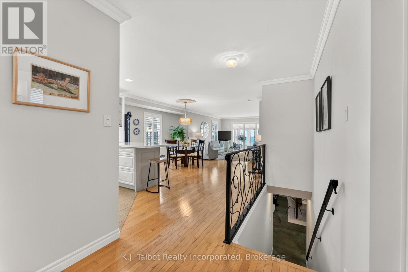 297 Bethune Crescent Property Photo 8
