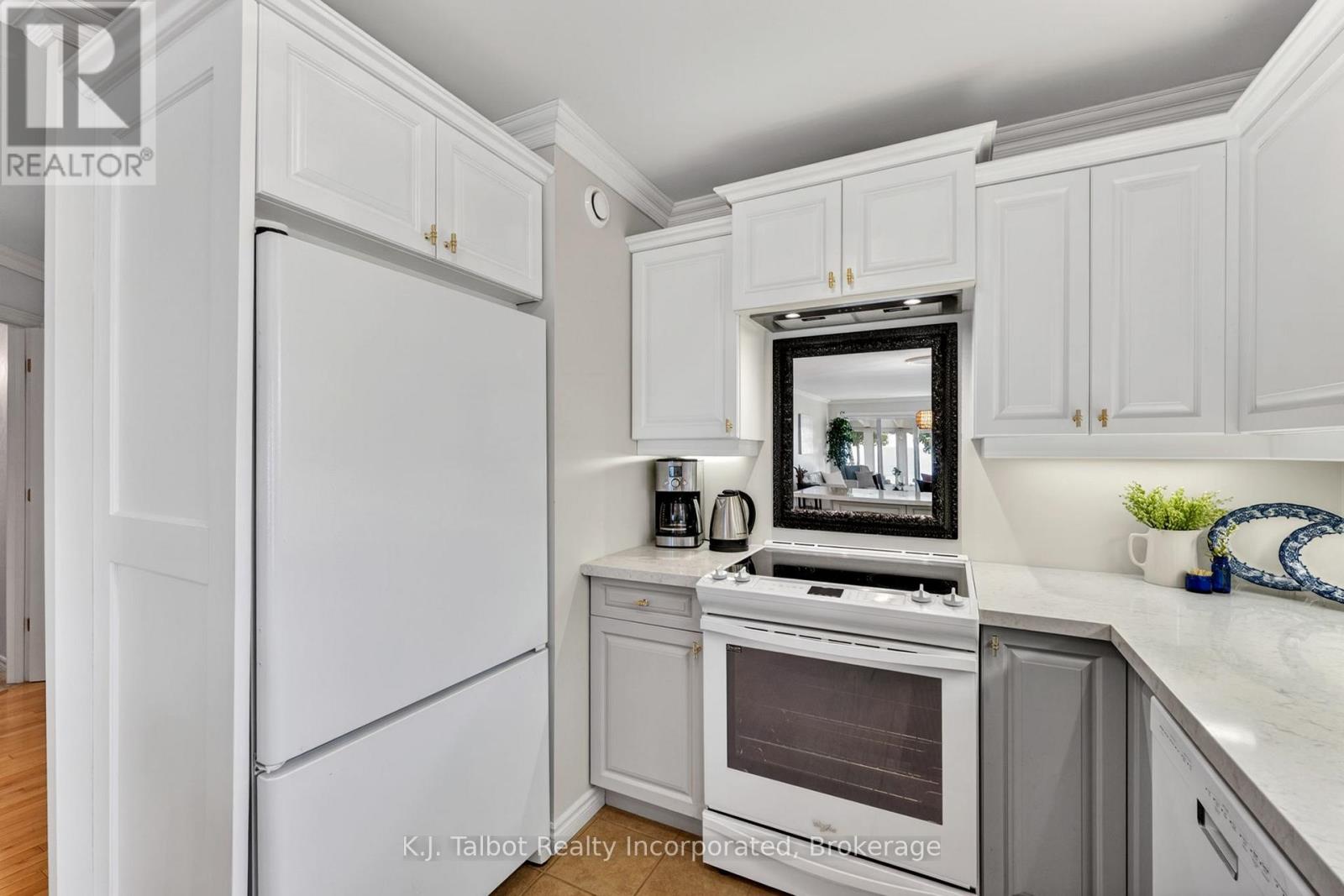 297 Bethune Crescent Property Photo 13