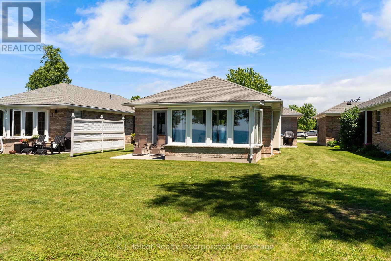297 Bethune Crescent Property Photo 32