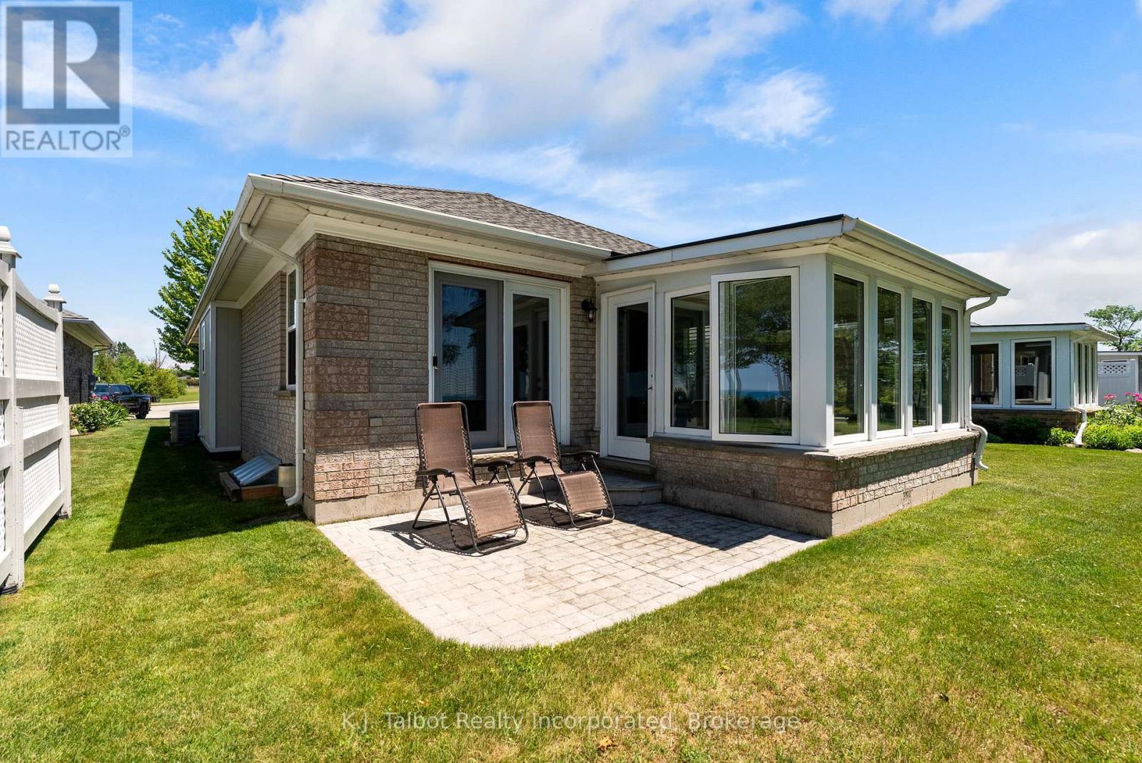 297 Bethune Crescent Property Photo 36