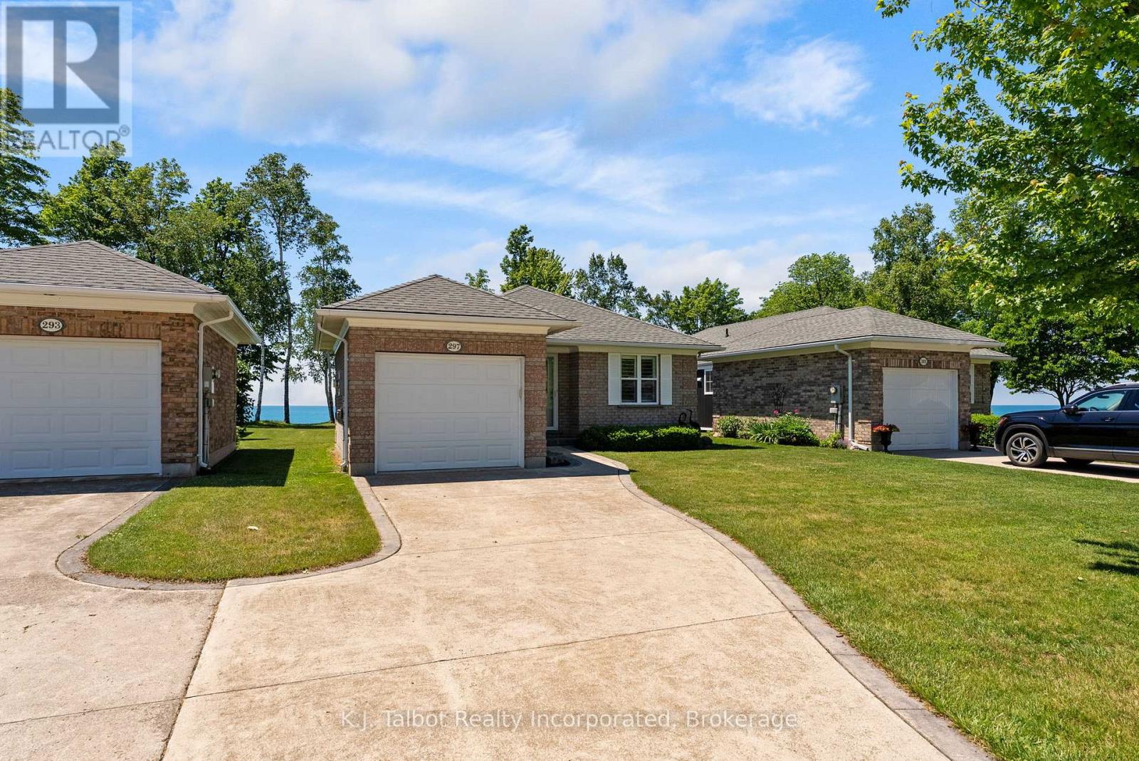 297 Bethune Crescent Property Photo 45