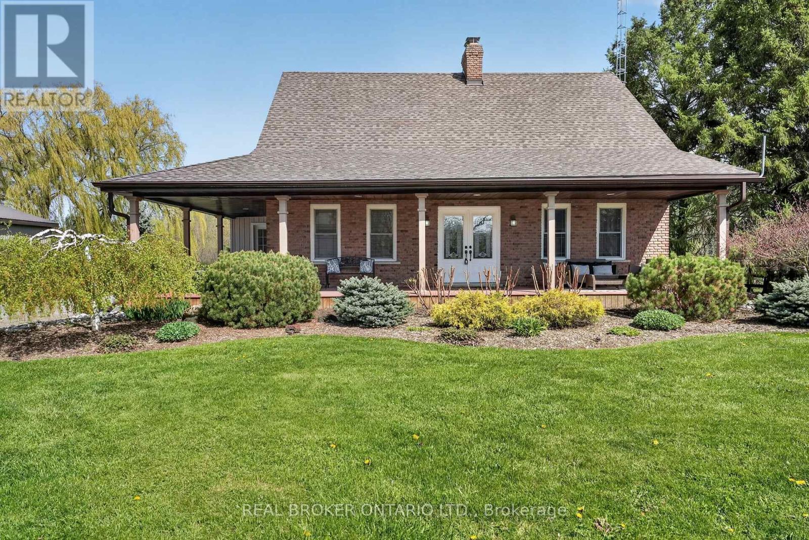 311 Brant County 22 Road Property Photo 4