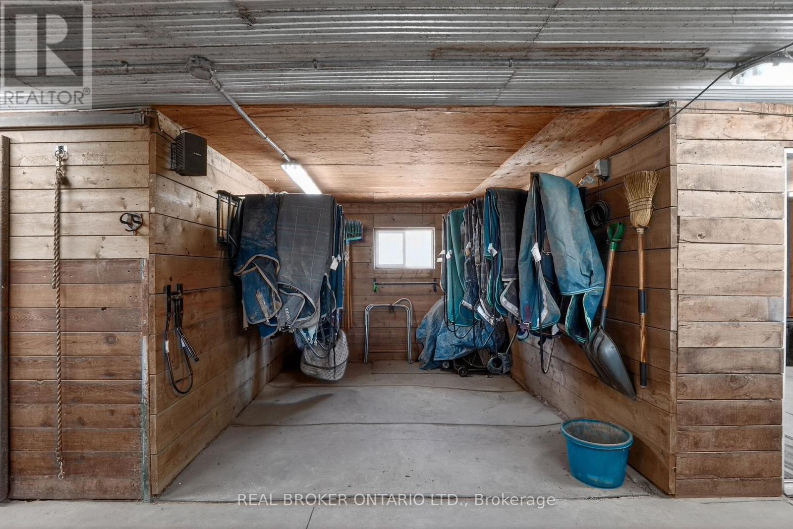 311 Brant County 22 Road Property Photo 12