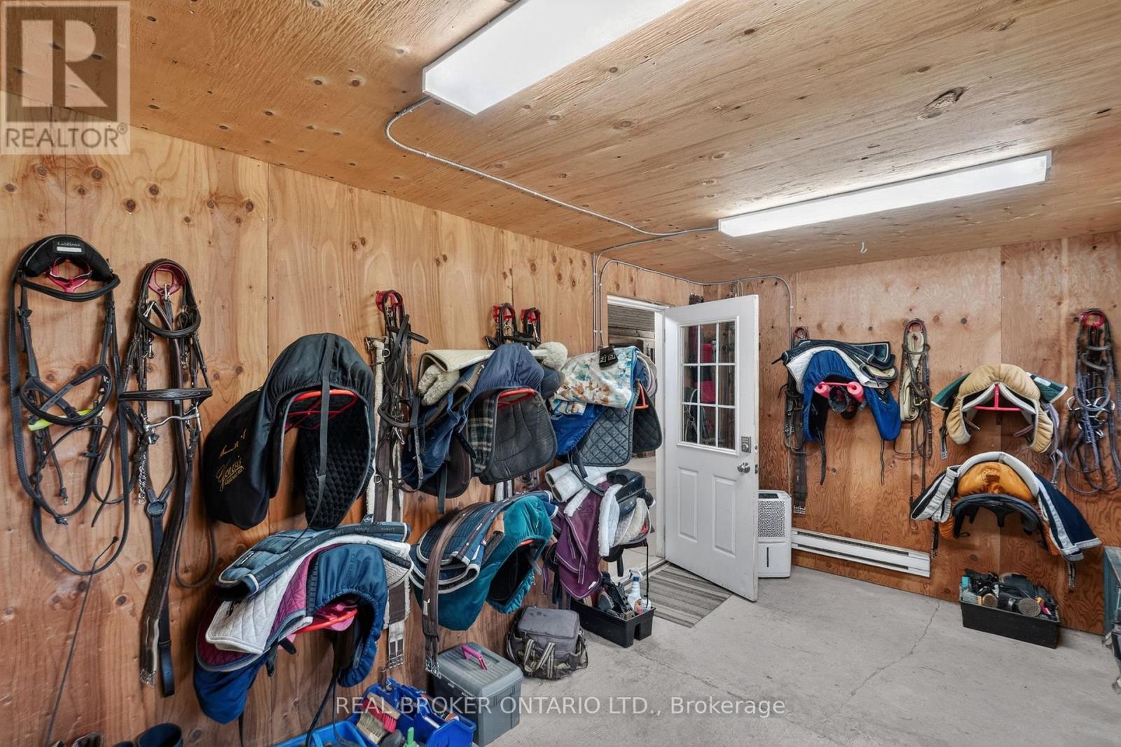 311 Brant County 22 Road Property Photo 13