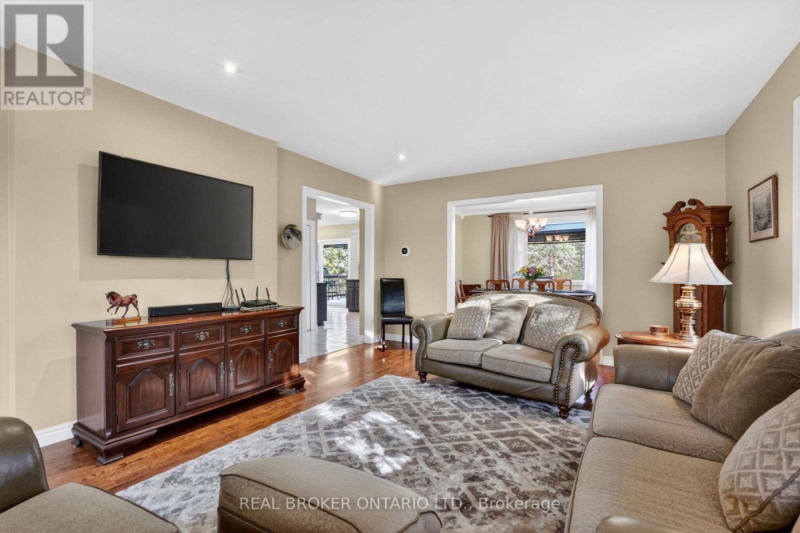 311 Brant County 22 Road Property Photo 26