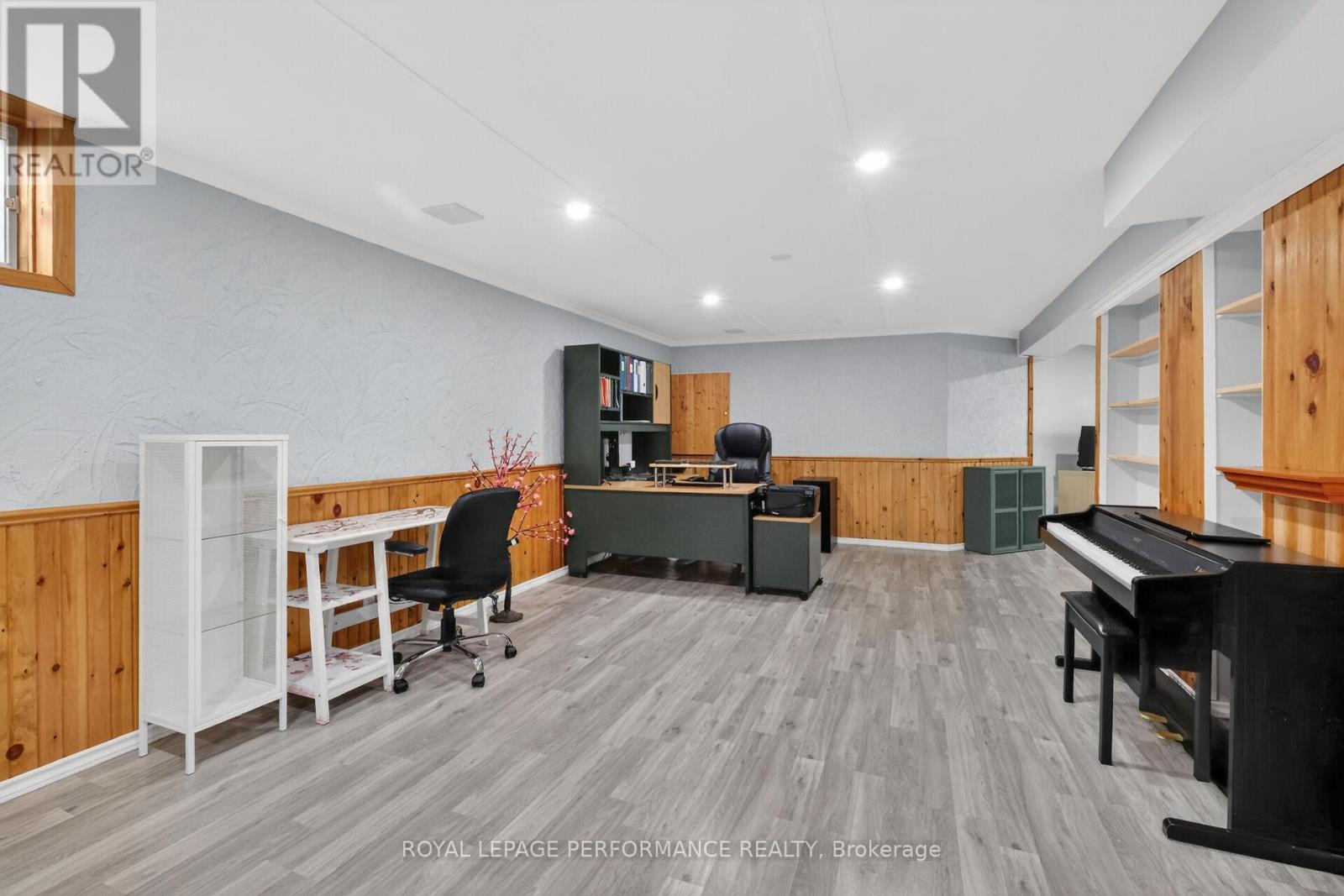 569 Princess Louise Drive Property Photo 35