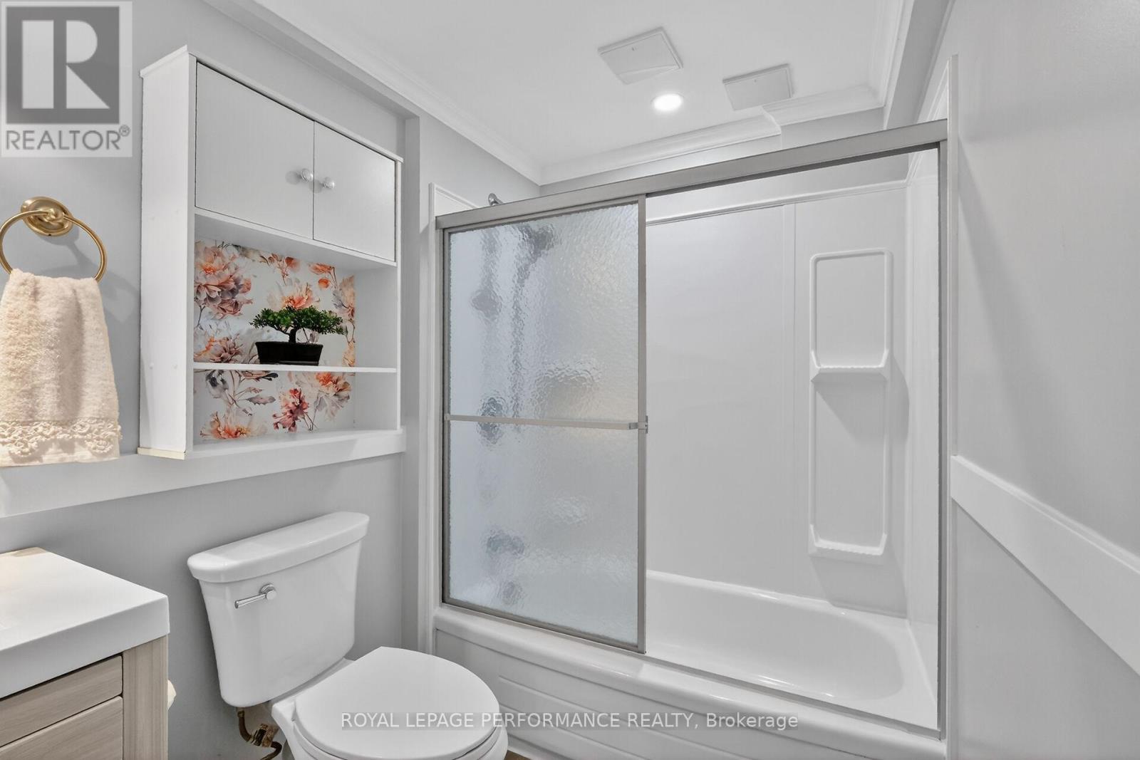 569 Princess Louise Drive Property Photo 40