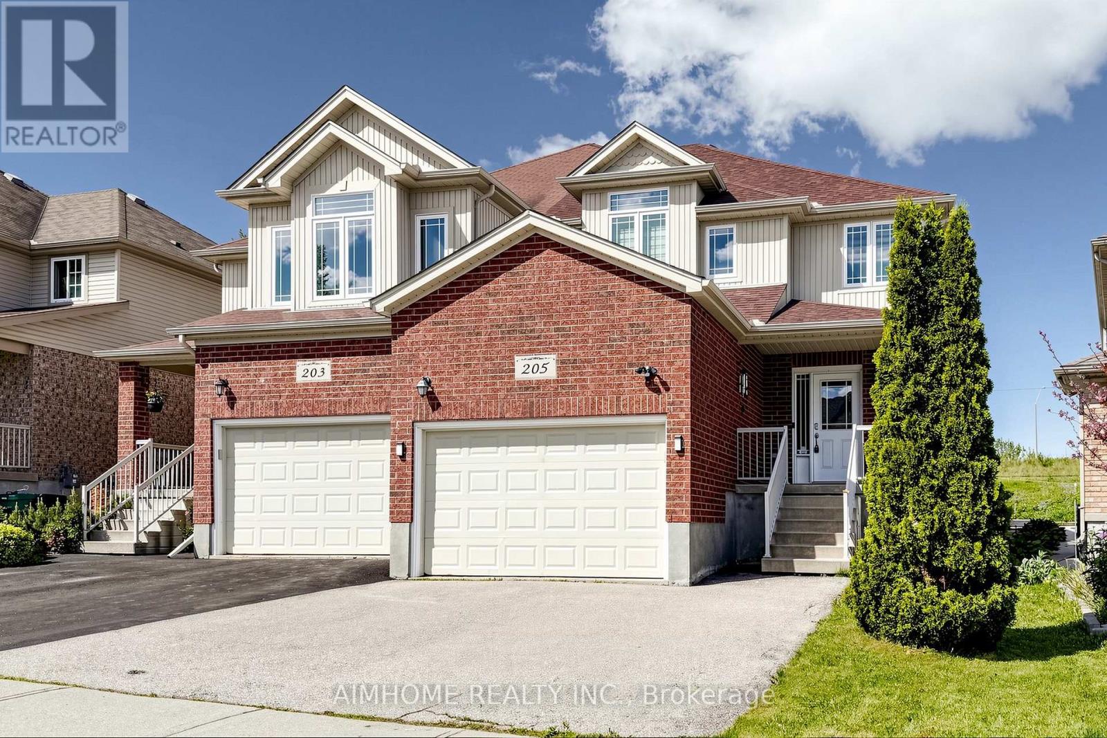 205 HUCK CRESCENT Property Photo 1