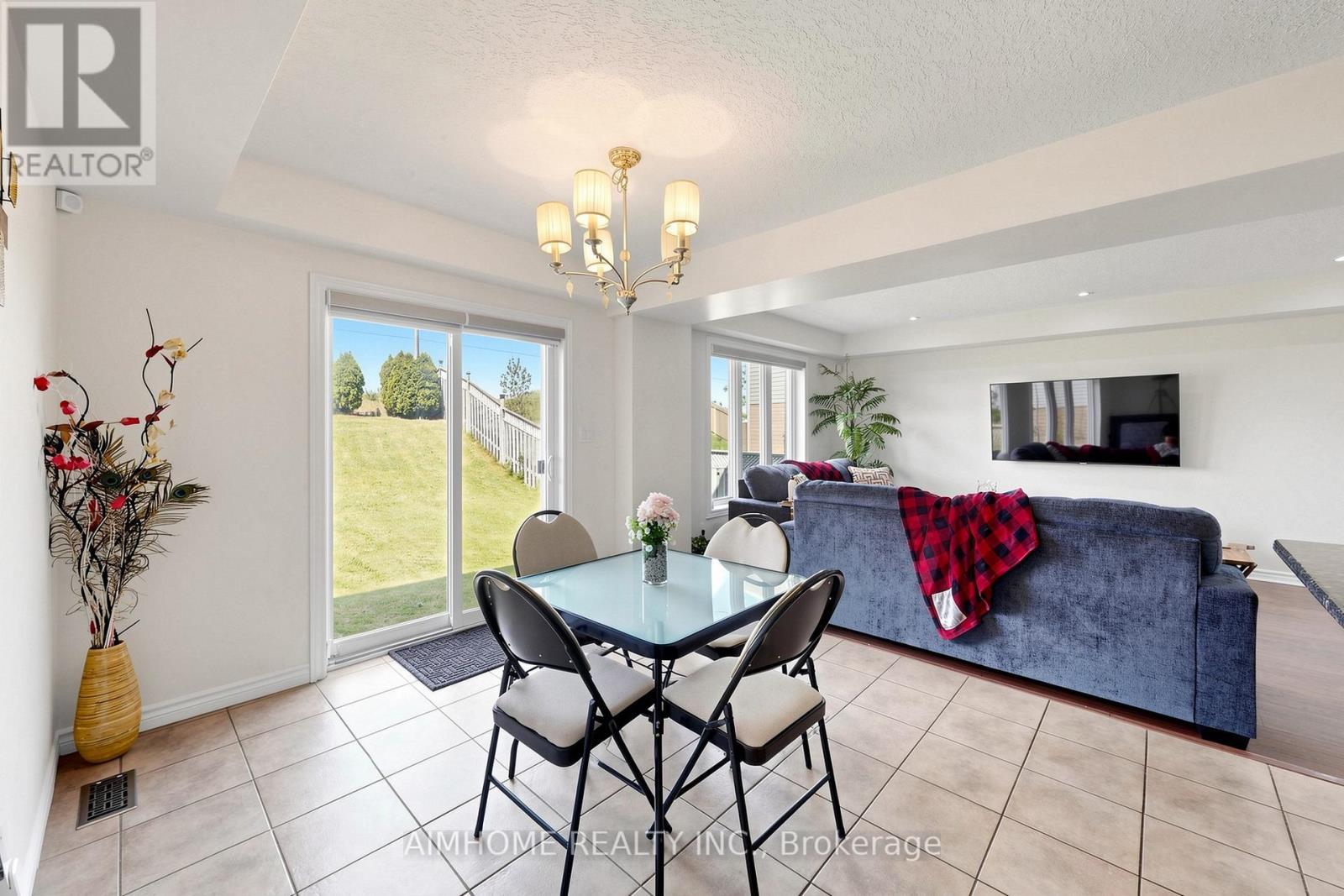 205 Huck Crescent Property Photo 14