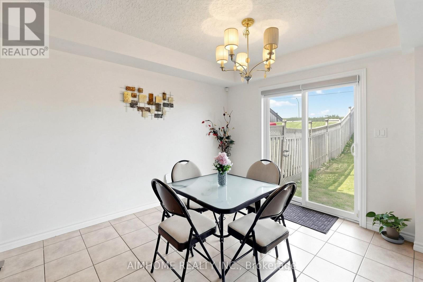 205 Huck Crescent Property Photo 16