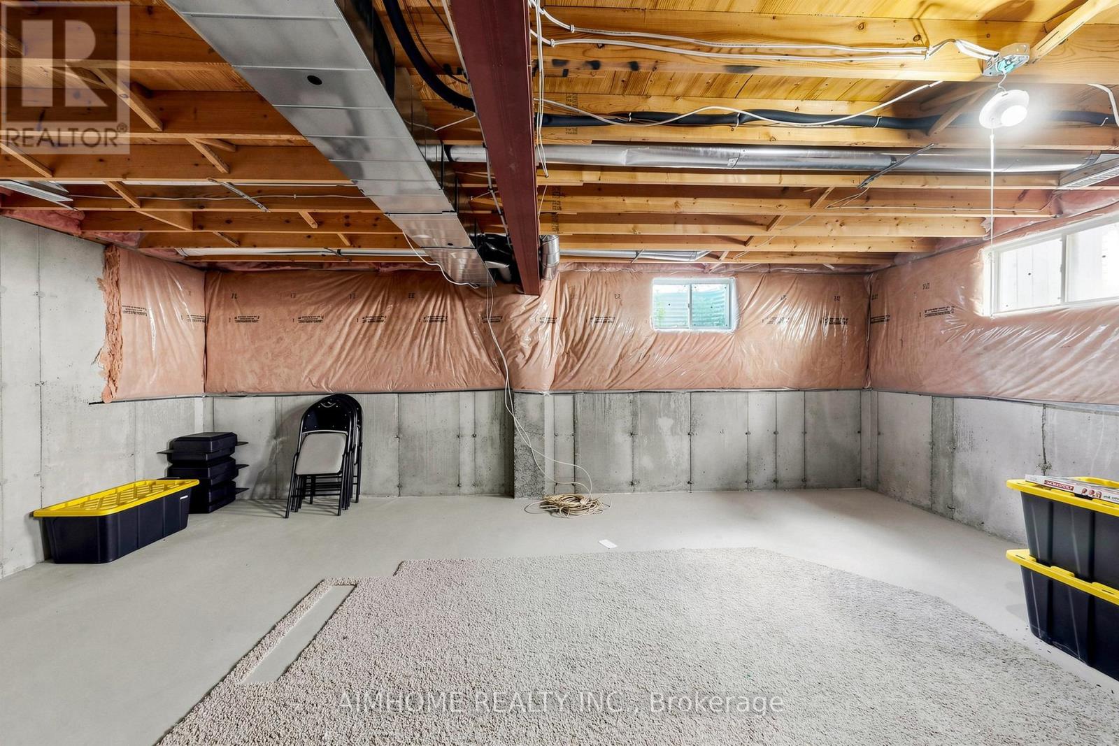 205 Huck Crescent Property Photo 35