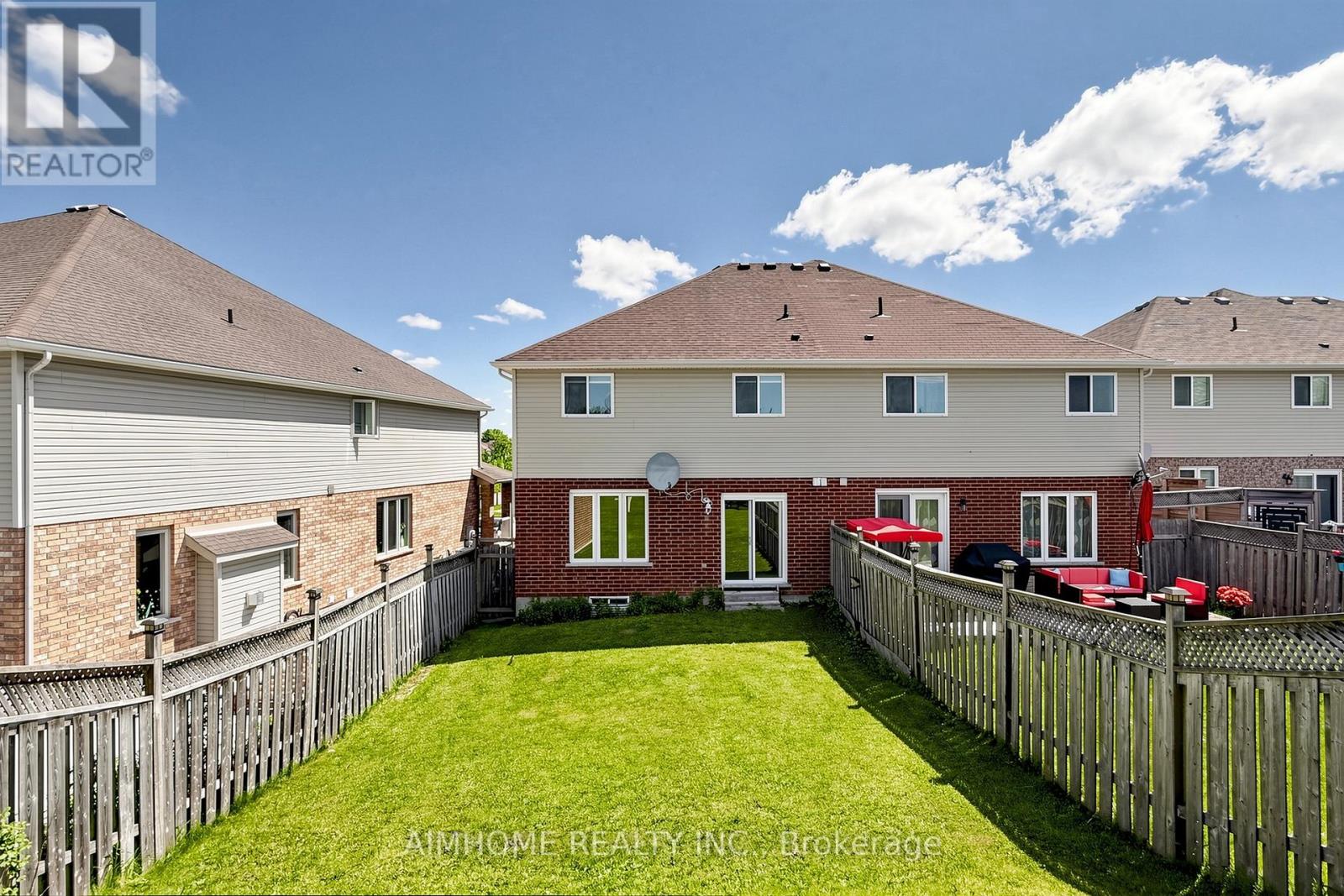 205 Huck Crescent Property Photo 38