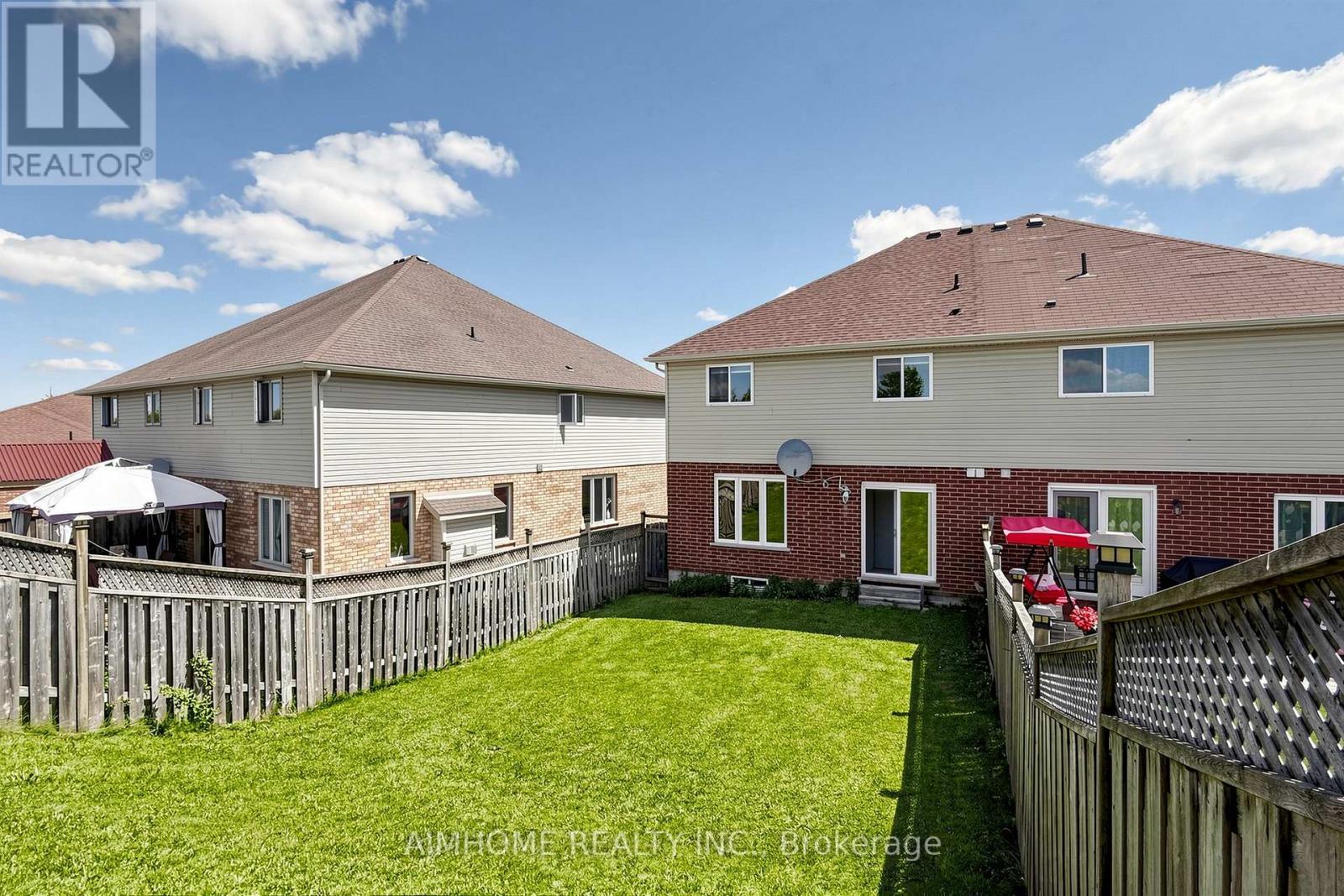 205 Huck Crescent Property Photo 40