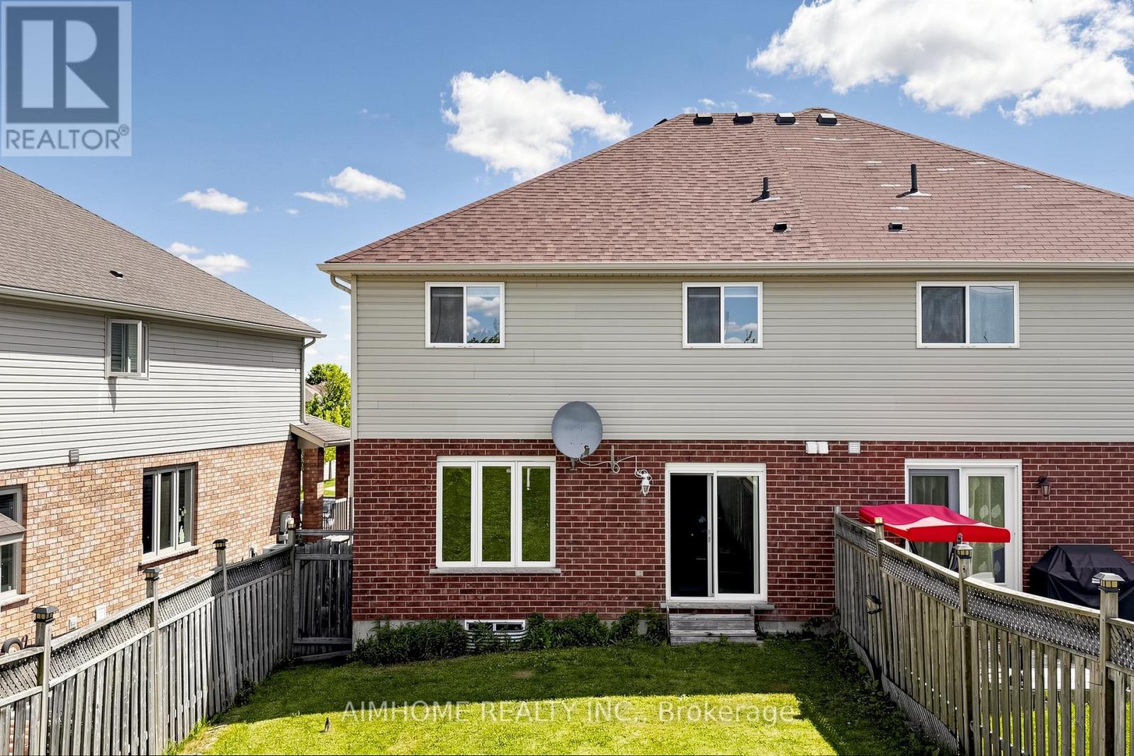 205 Huck Crescent Property Photo 42
