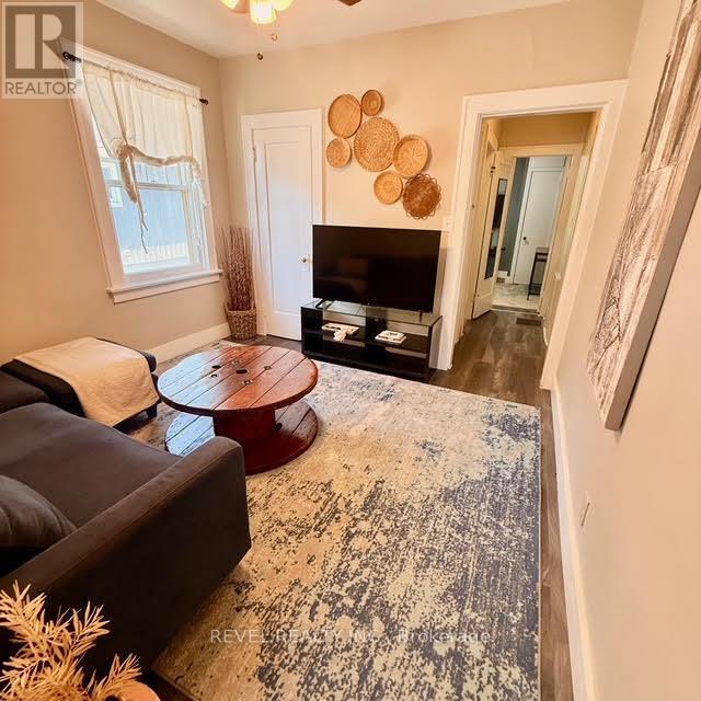368 Wharncliffe Road S Property Photo 15