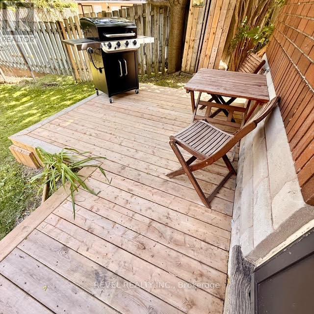 368 Wharncliffe Road S Property Photo 16
