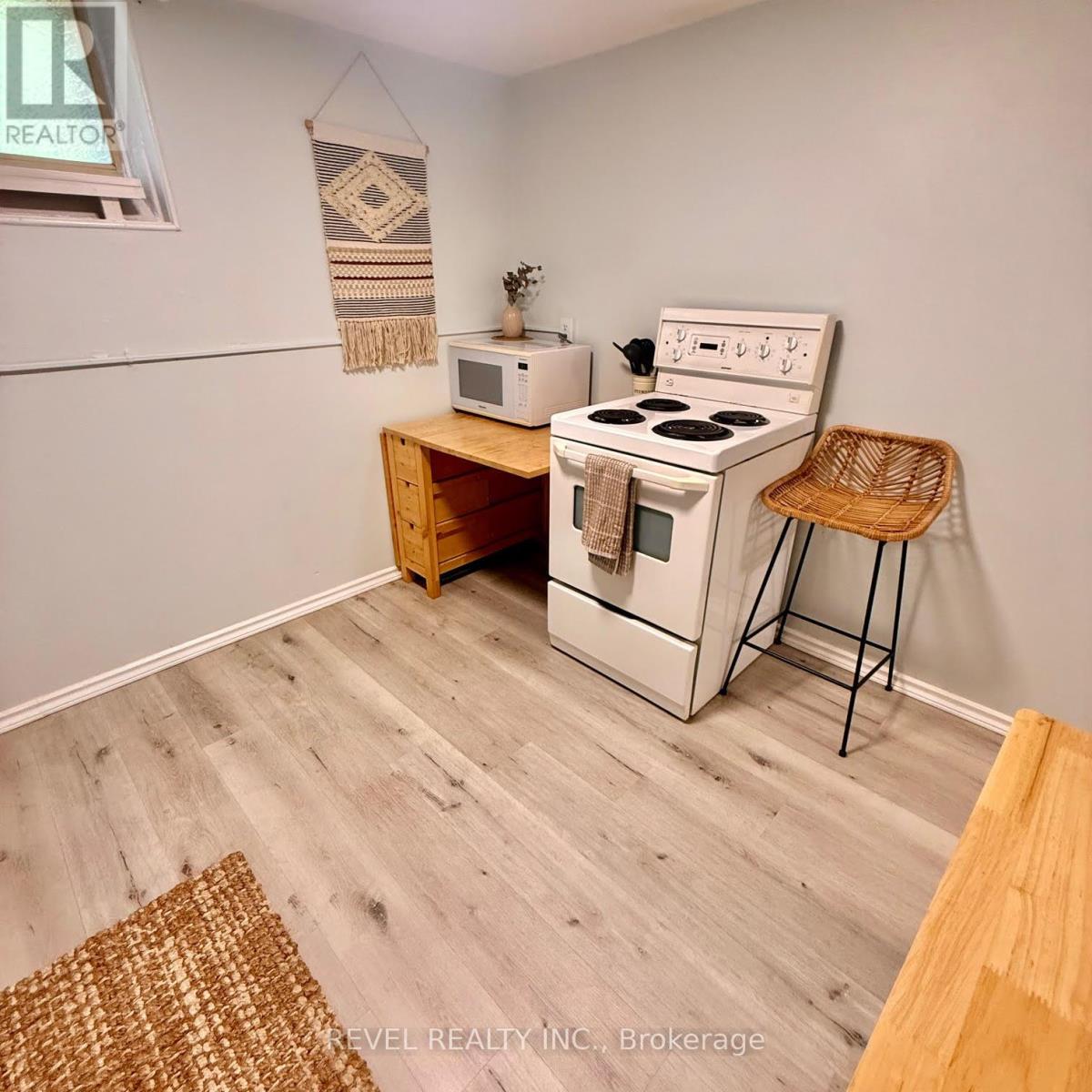 368 Wharncliffe Road S Property Photo 25