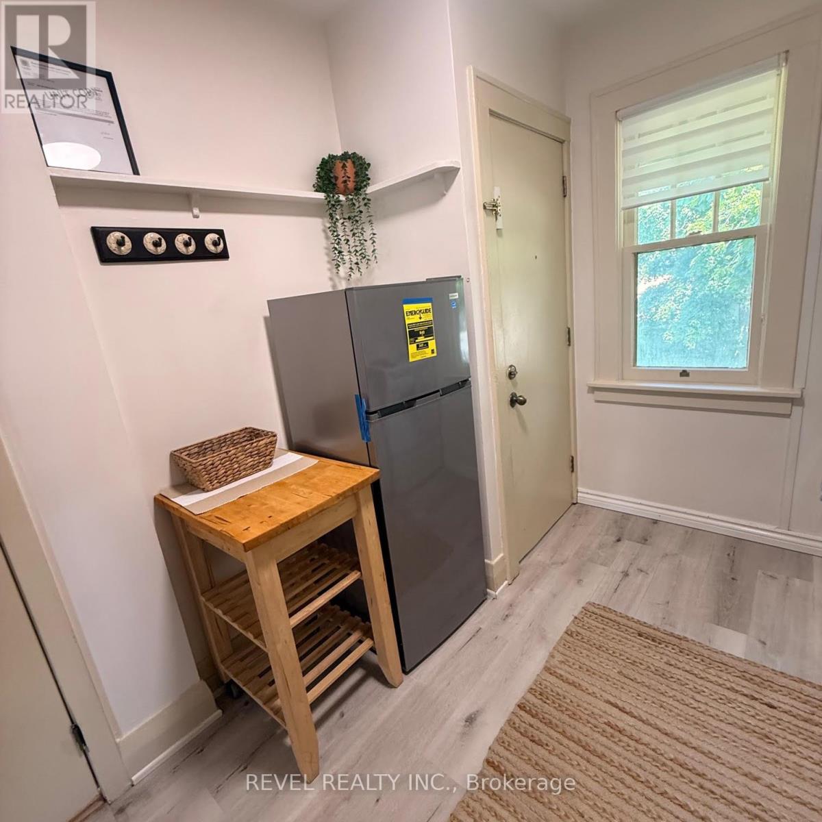 368 Wharncliffe Road S Property Photo 26