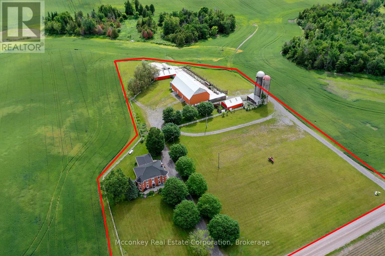 1627 Asphodel 8th Line Property Photo 4