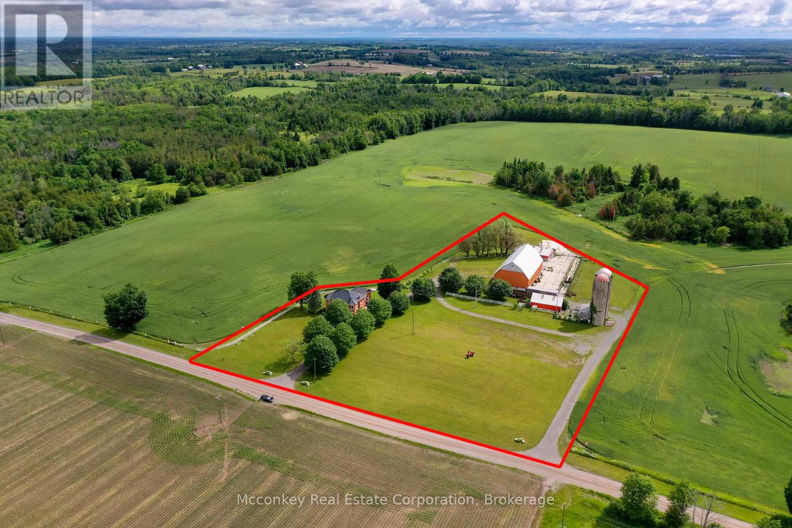 1627 Asphodel 8th Line Property Photo 6