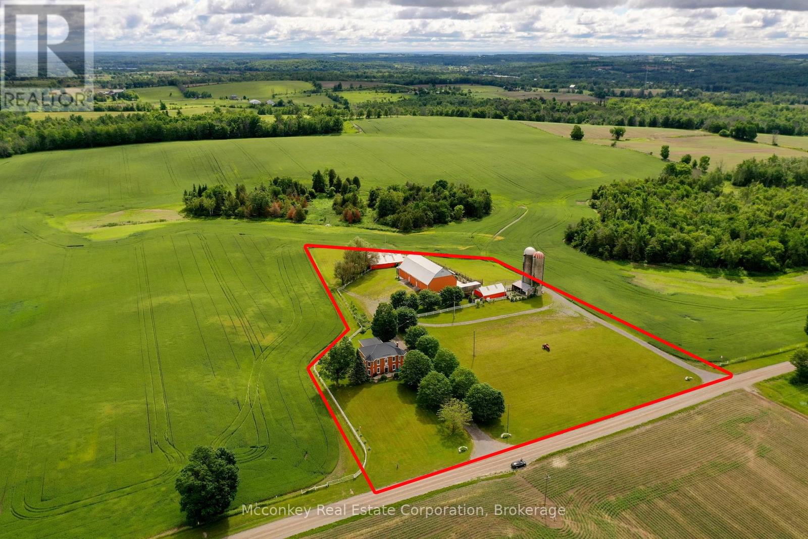 1627 Asphodel 8th Line Property Photo 7