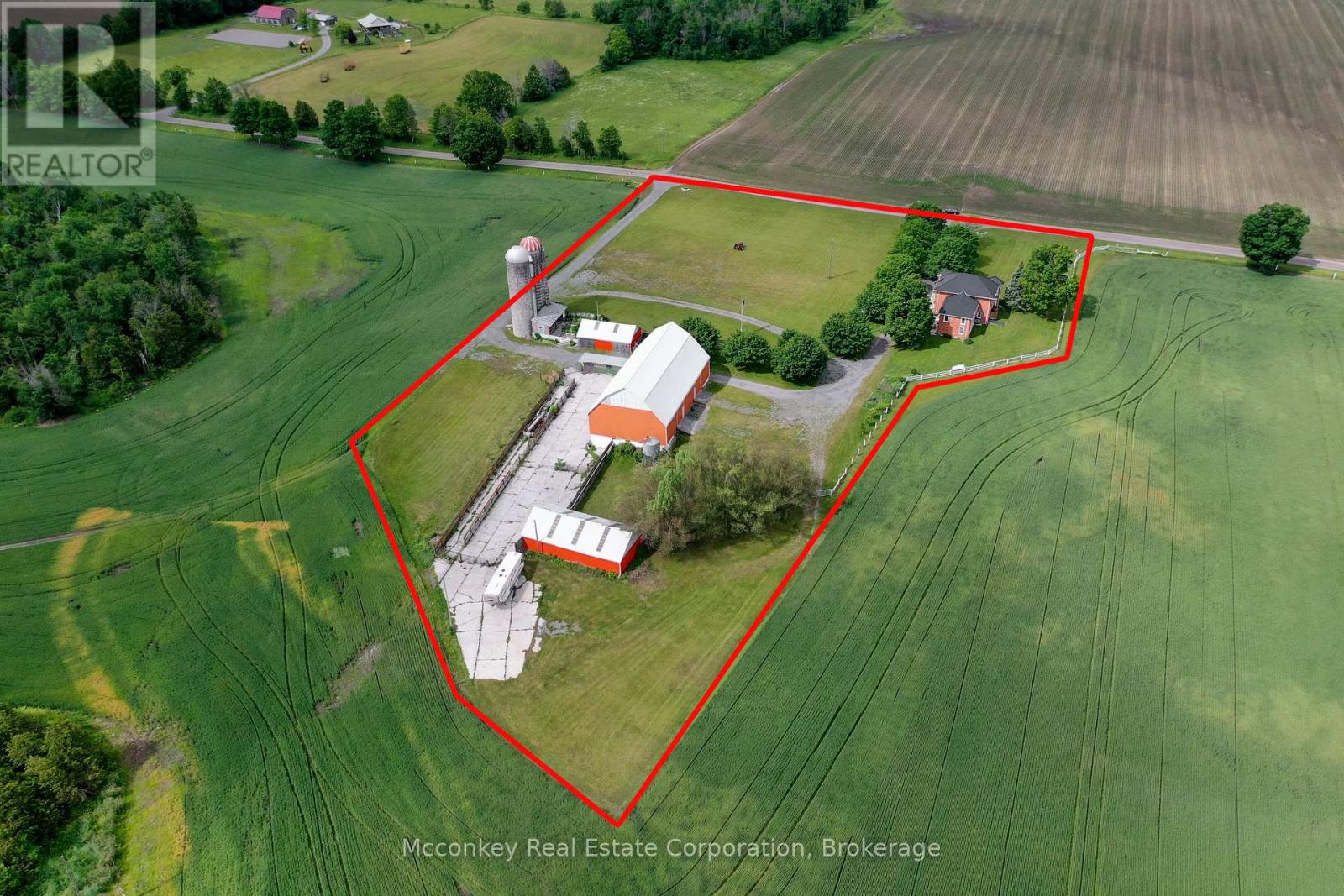 1627 Asphodel 8th Line Property Photo 8