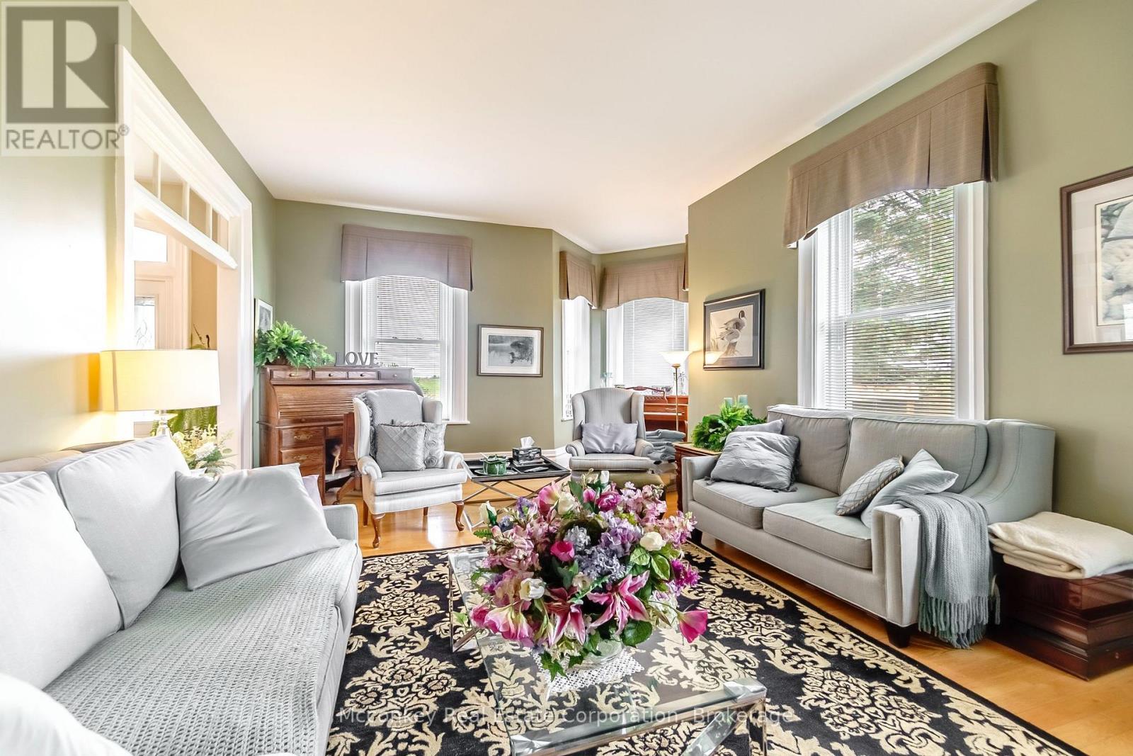 1627 Asphodel 8th Line Property Photo 14