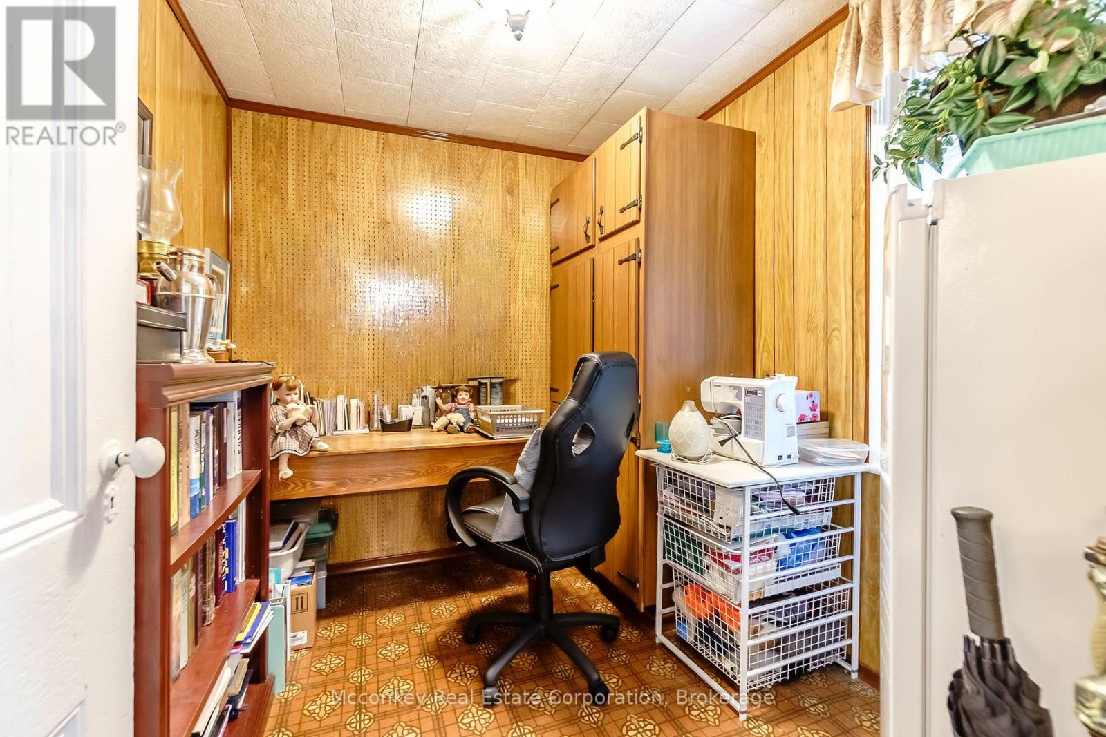 1627 Asphodel 8th Line Property Photo 37
