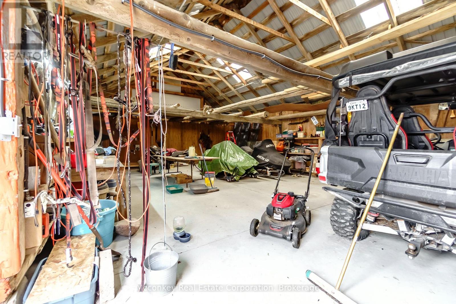1627 Asphodel 8th Line Property Photo 39