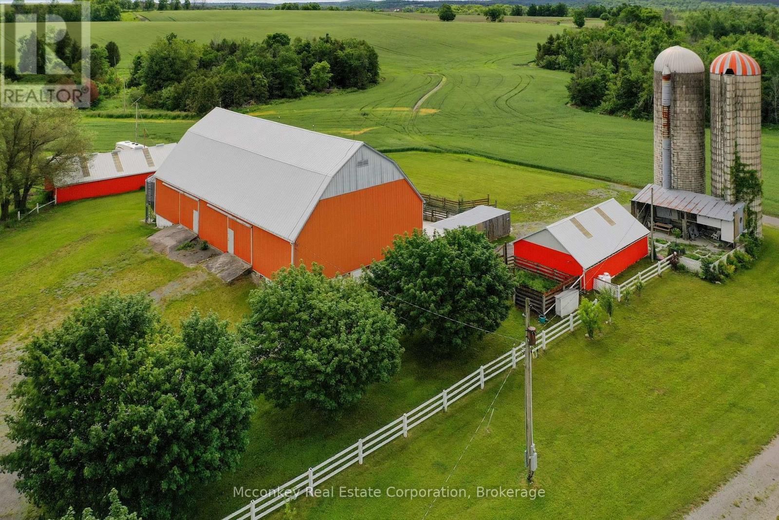 1627 Asphodel 8th Line Property Photo 45