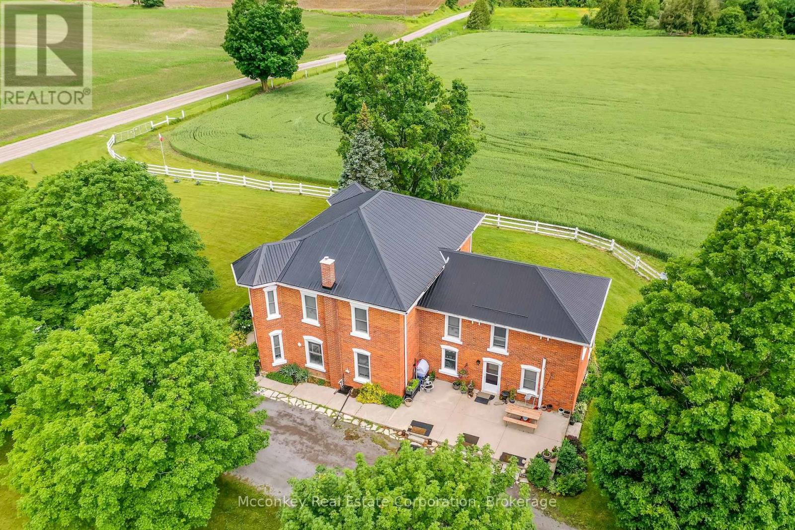 1627 Asphodel 8th Line Property Photo 47