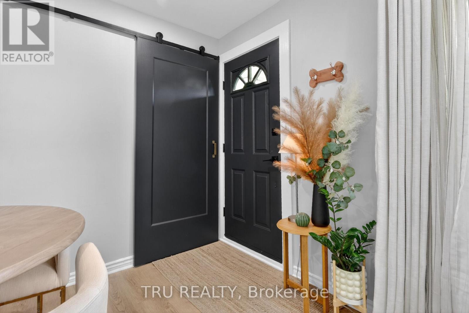 19 Todd Drive Property Photo 2