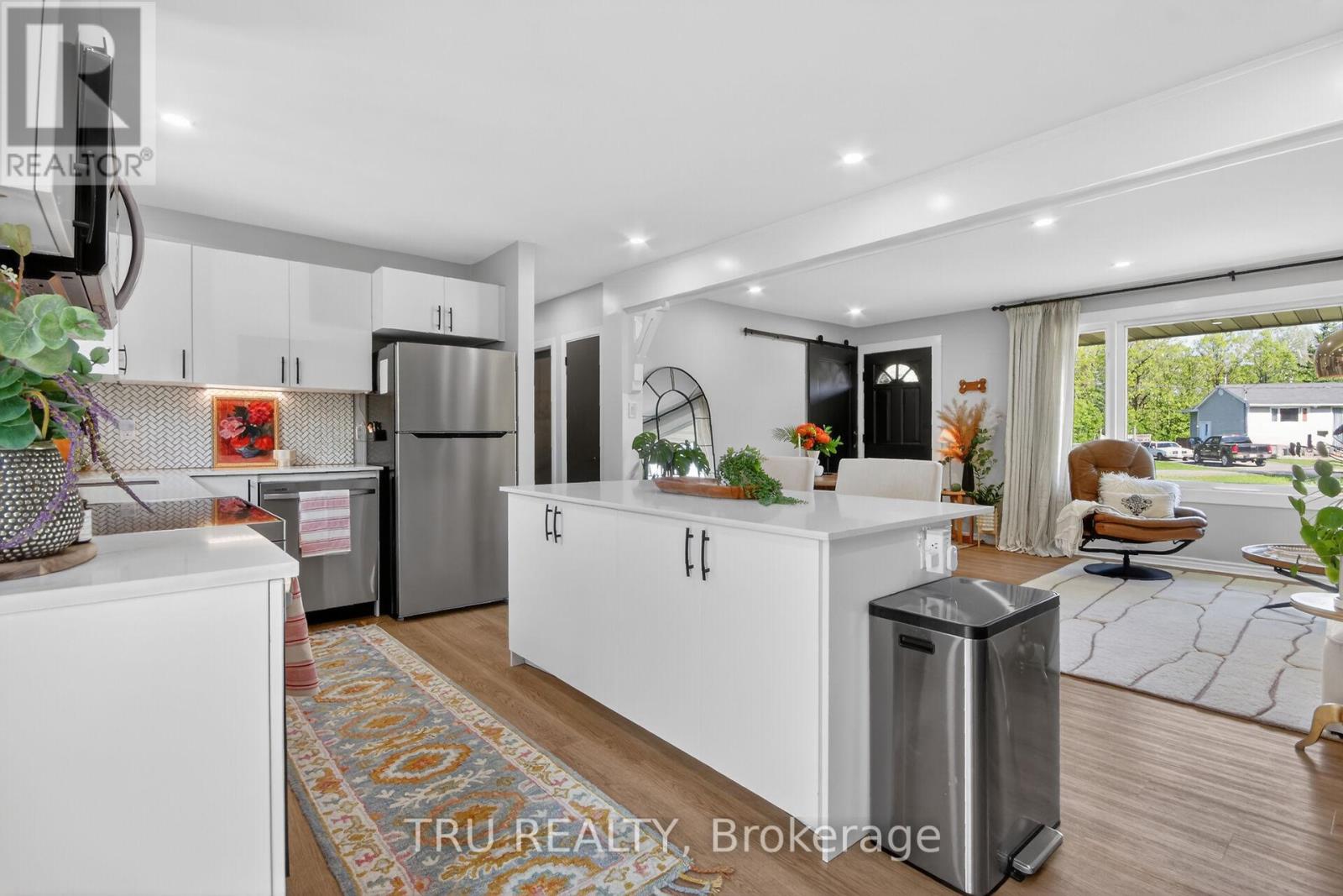 19 Todd Drive Property Photo 13