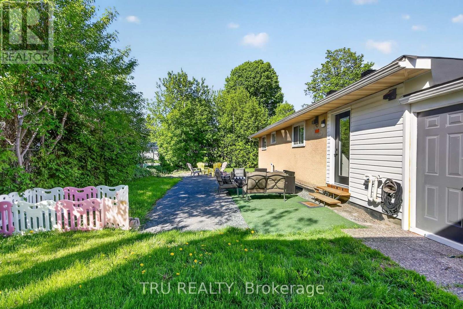 19 Todd Drive Property Photo 42