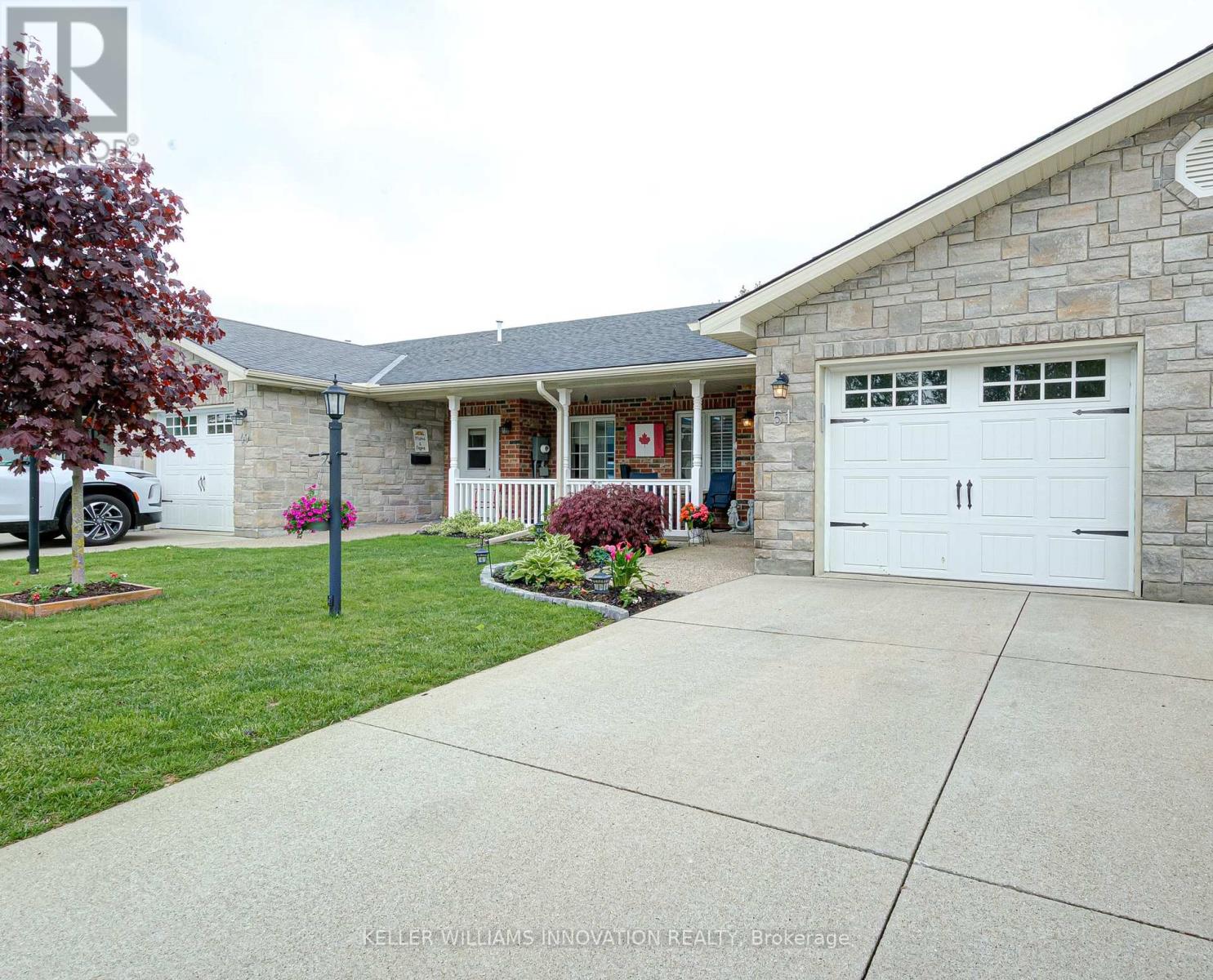 51 Devon Drive Property Photo 3