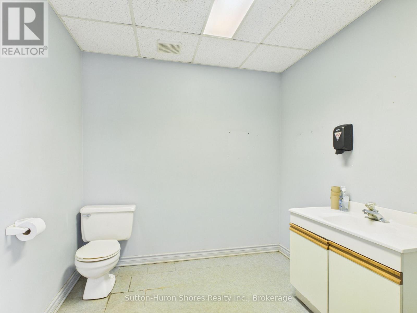 2170 20th Avenue E Property Photo 10