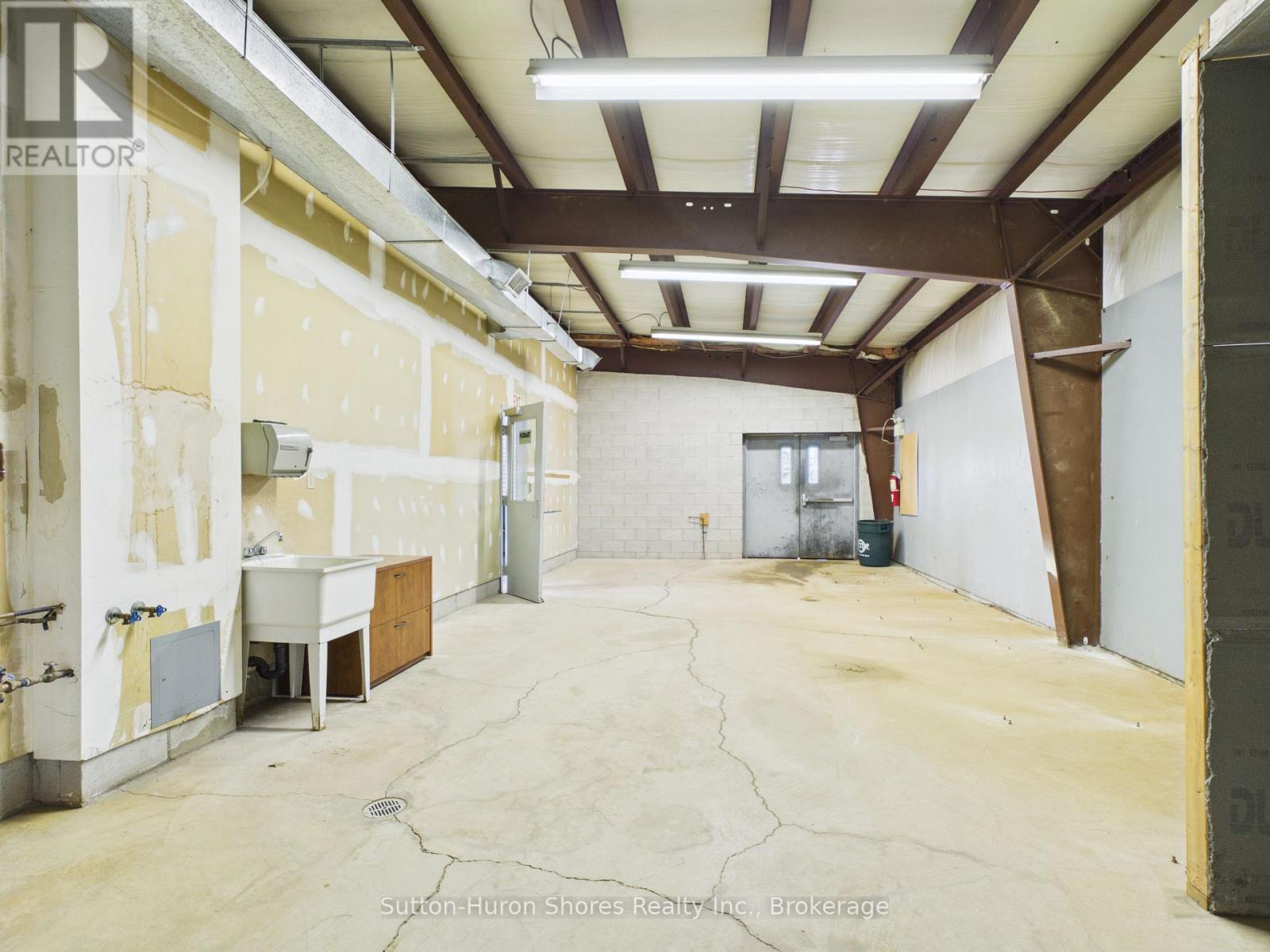 2170 20th Avenue E Property Photo 25