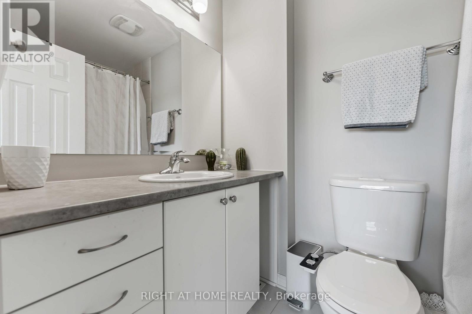 354 Brettonwood Ridge Property Photo 12
