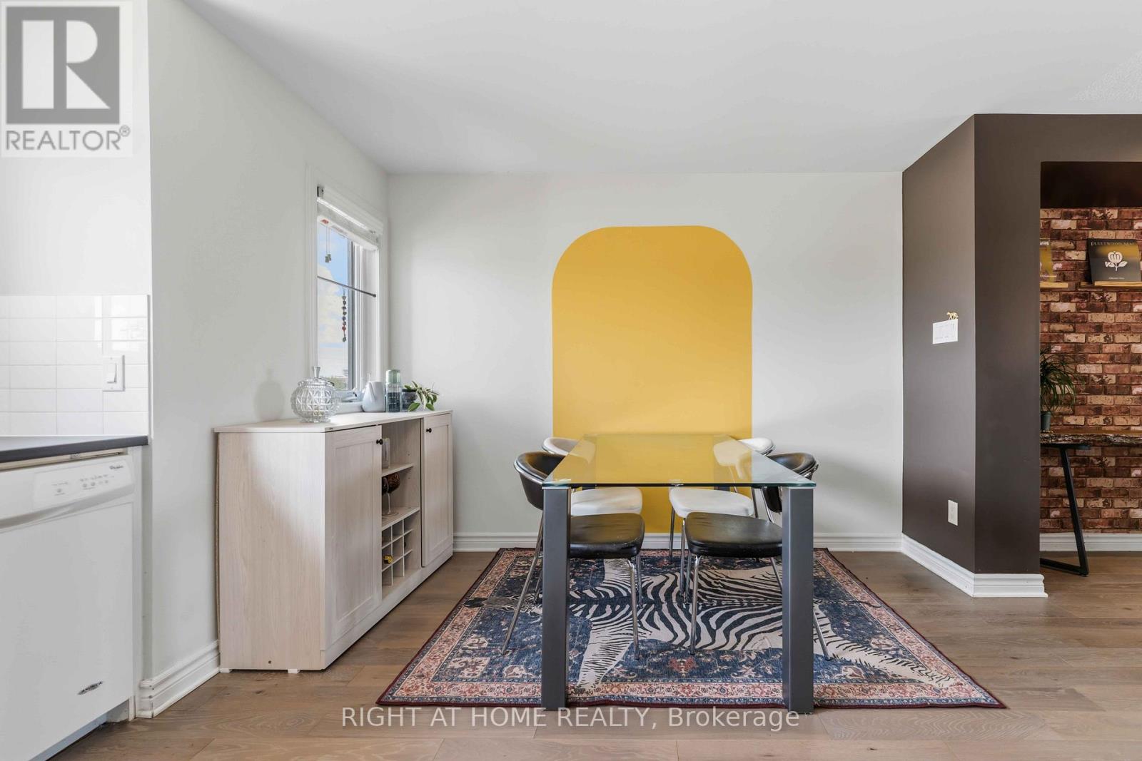 354 Brettonwood Ridge Property Photo 16