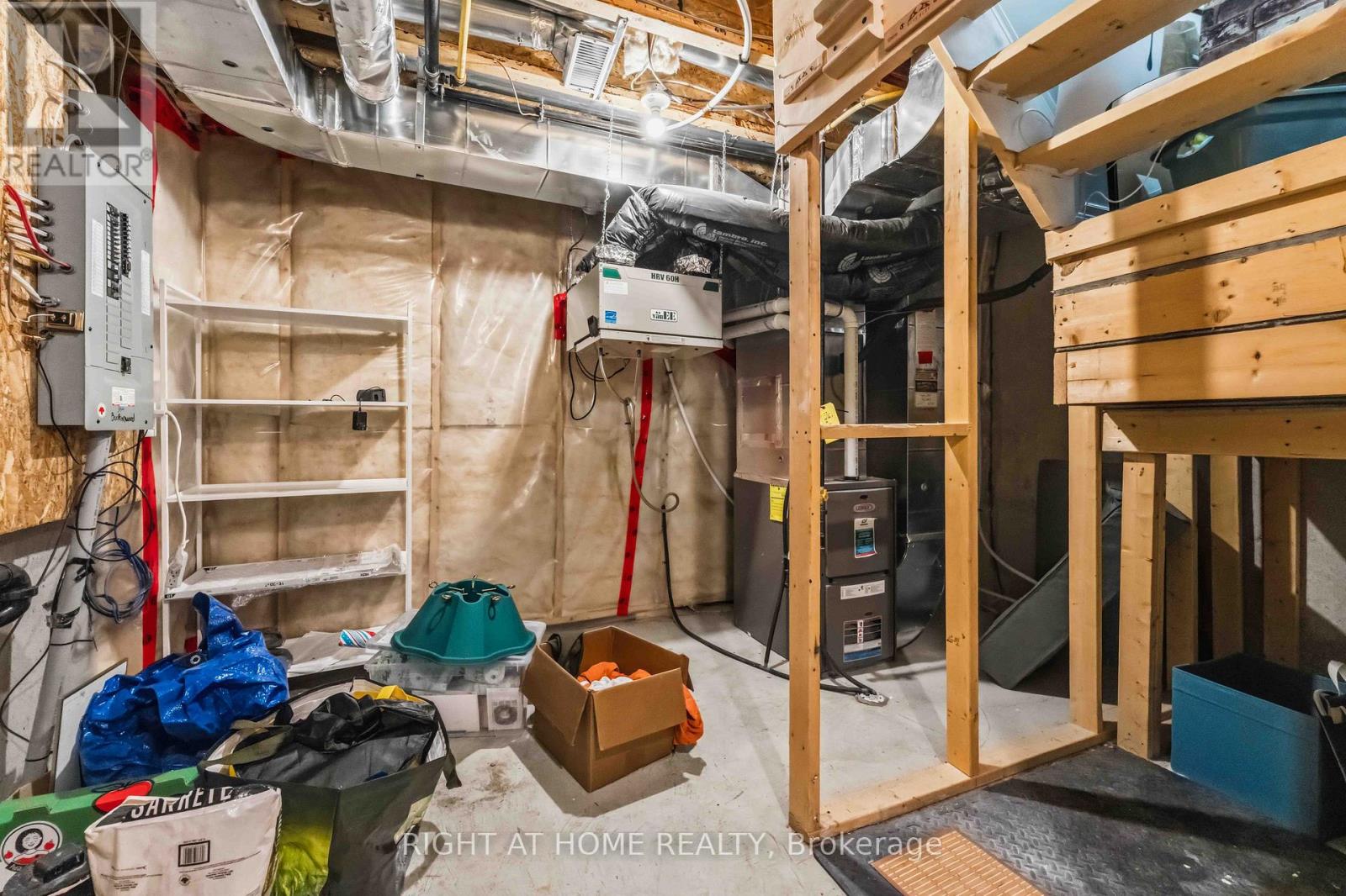 354 Brettonwood Ridge Property Photo 24