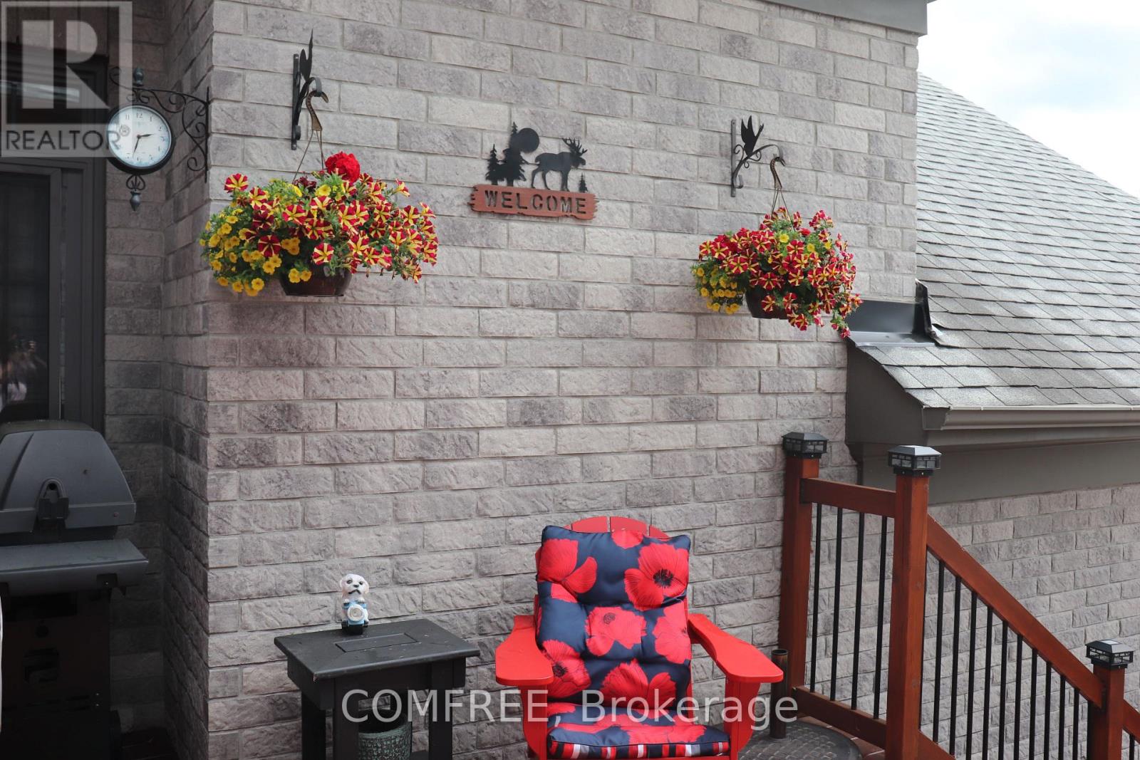 805 Lees Avenue Property Photo 6