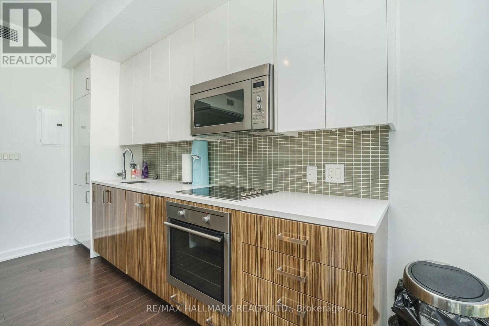 1113 - 300 Lisgar Street Property Photo 5