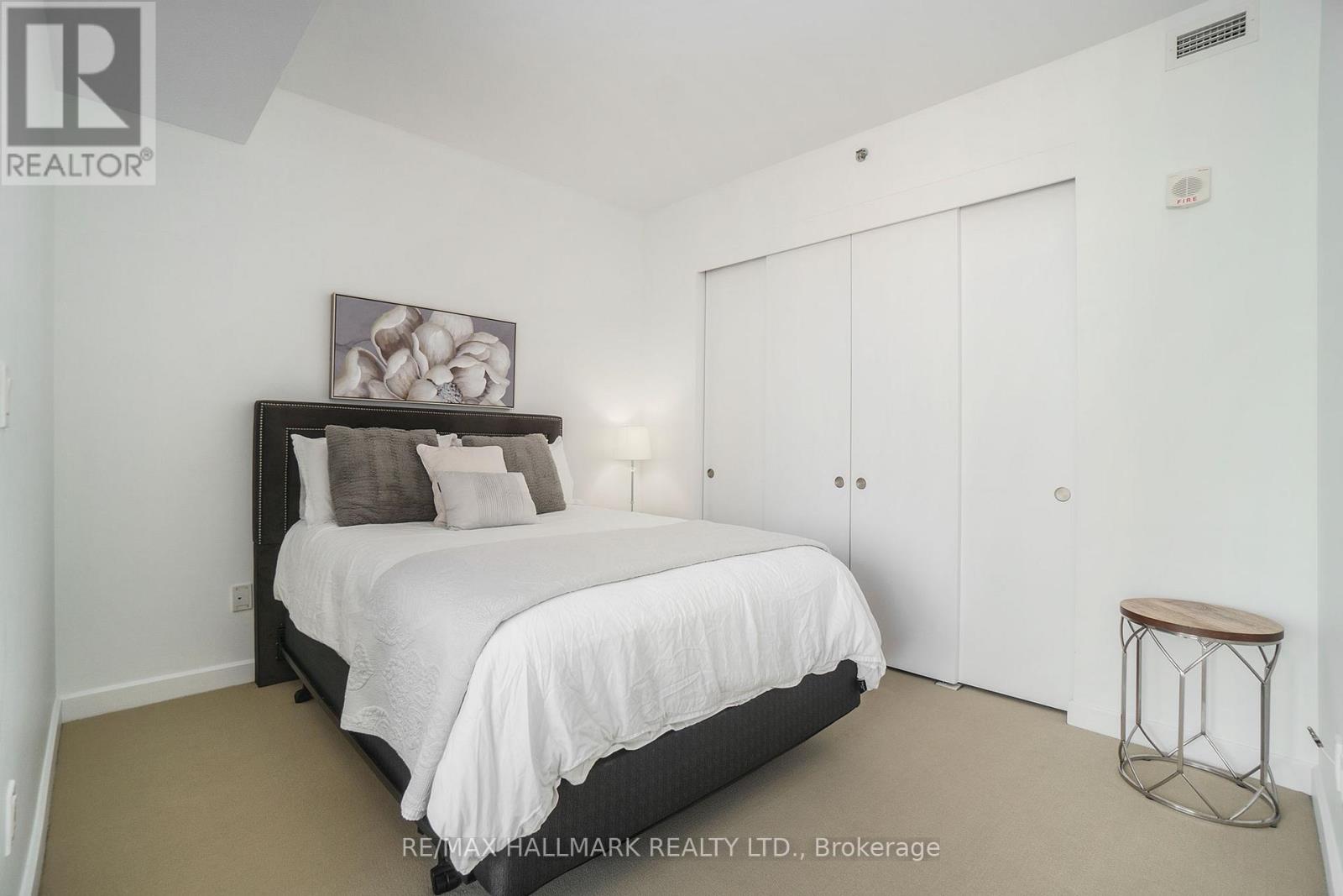 1113 - 300 Lisgar Street Property Photo 11