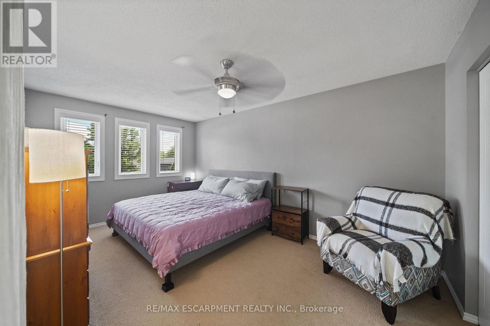 4 - 54 Argyle Street S Property Photo 18